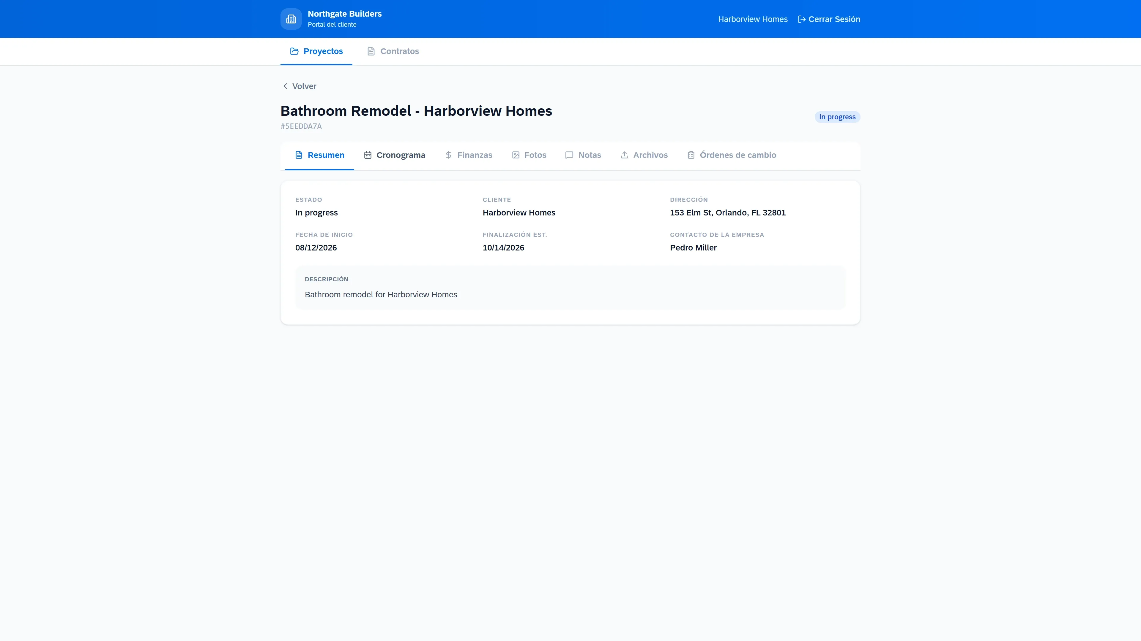 El Portal del cliente mostrando el resumen de un proyecto con sus pestañas.